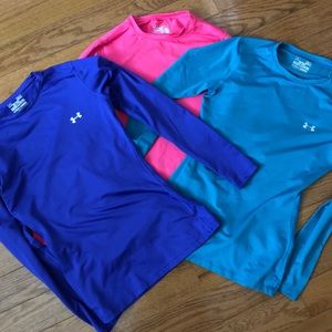 Size Medium Women’s Coldgear running shirts